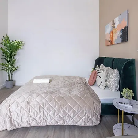 Spacious Vintage For 12ppl Apartman Budapest