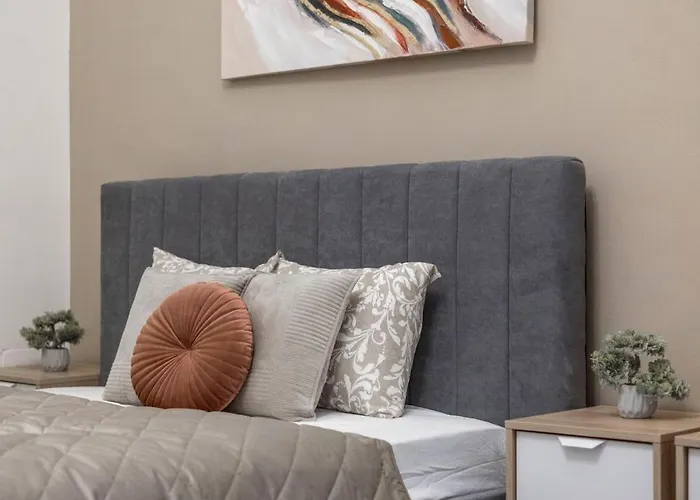 Apartman Spacious Vintage For 12ppl *